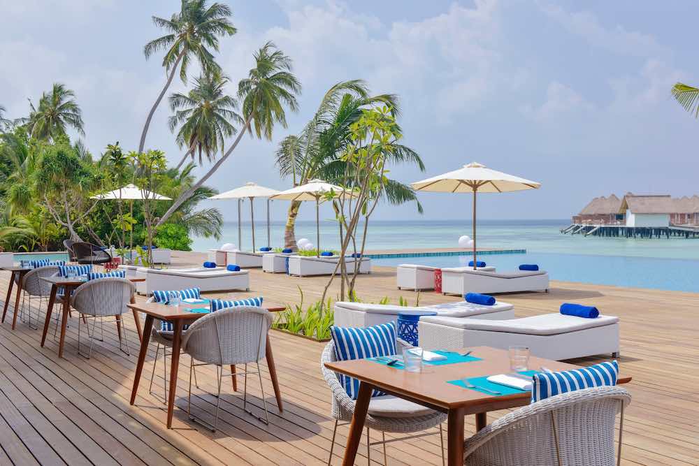 Alita Restaurant at Mercure Maldives Kooddoo Resort thumbnail 4
